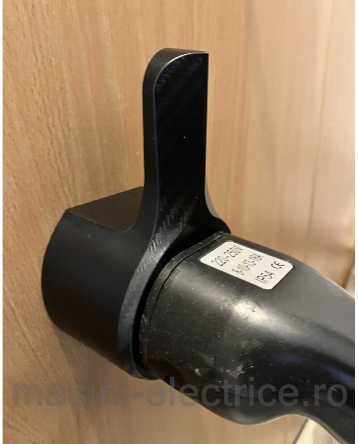 Suport de perete pentru conector Type 2 varianta 3
